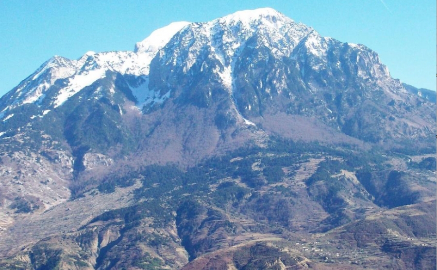 NË "SHËN PJETËR" TË DARDHËS SË BERATIT, LEGJENDA E HISTORI